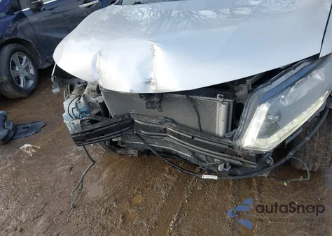 2015 Nissan Rogue Sv z USA, uszkodzony, nr VIN KNMAT2MT7FP519798